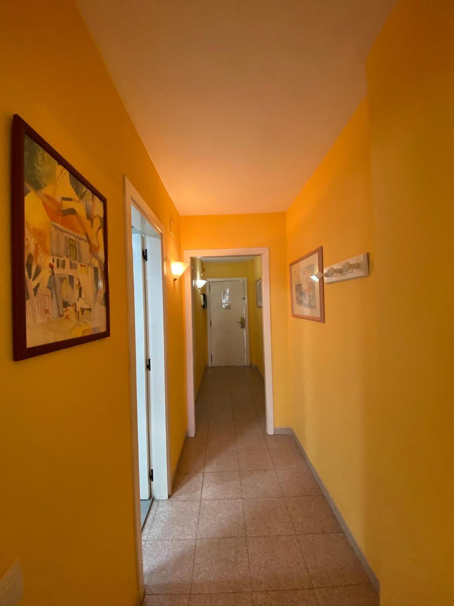 Salou, Zona Cerca De Paseo Jaime I Apartman Kültér fotó